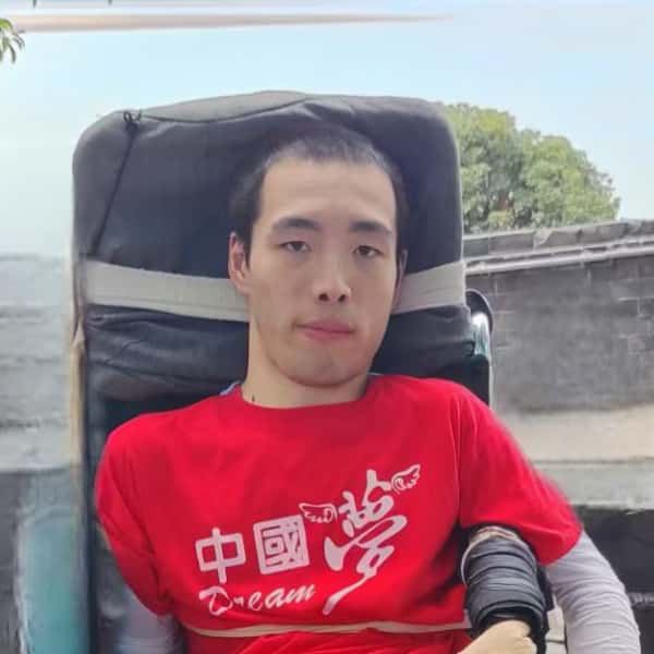 湖南30岁单身帅哥真诚找对象-淄博征婚相亲网