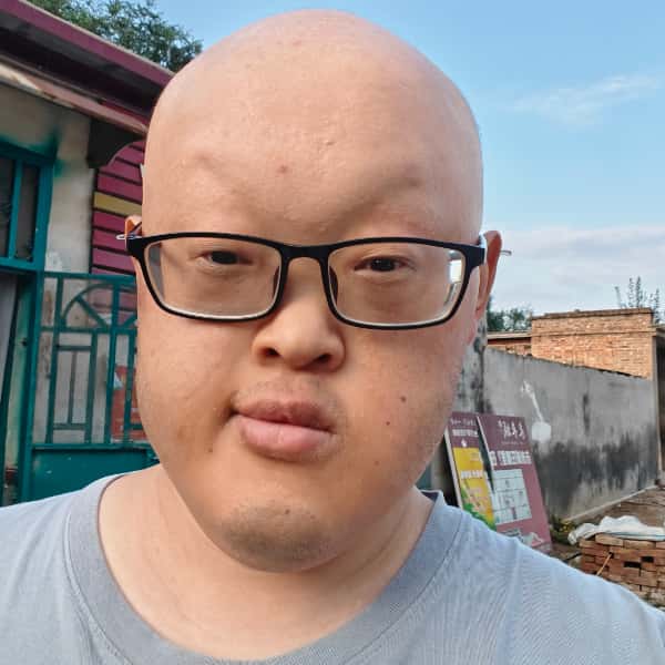 山东27岁单身帅哥真诚找对象-淄博征婚相亲网